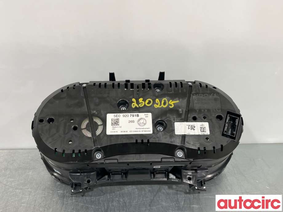 Instrumentpanel til Škoda Octavia 2013-2016 (Type III, Fase 1)  (SKODA|5E0920751B|)