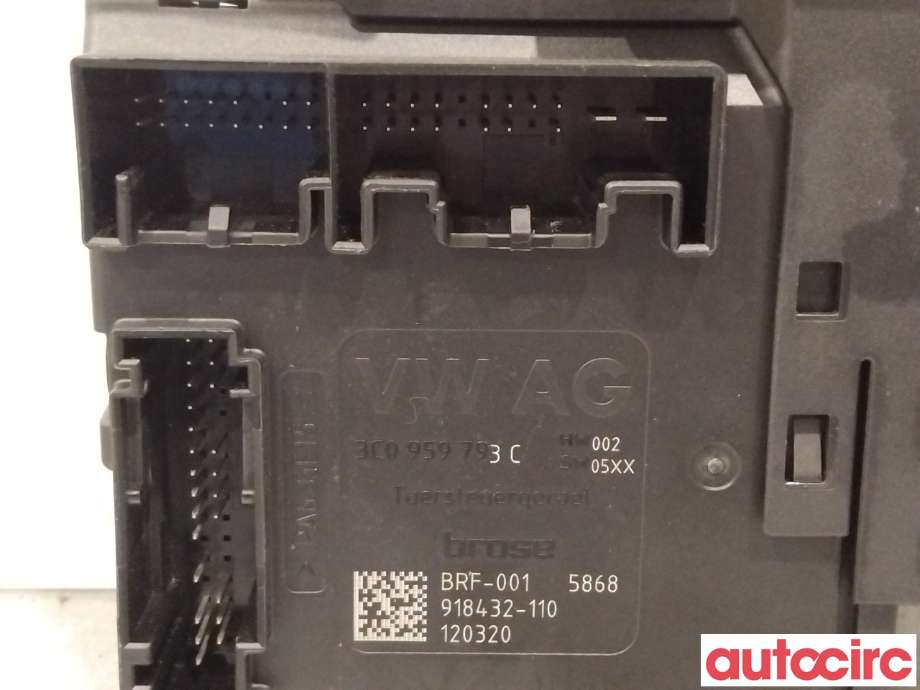 Ruteheis venstre foran til VW Passat 2011-2015 (B7) (B7) (VOLKSWAGEN|3AA959701A|0130822451)
