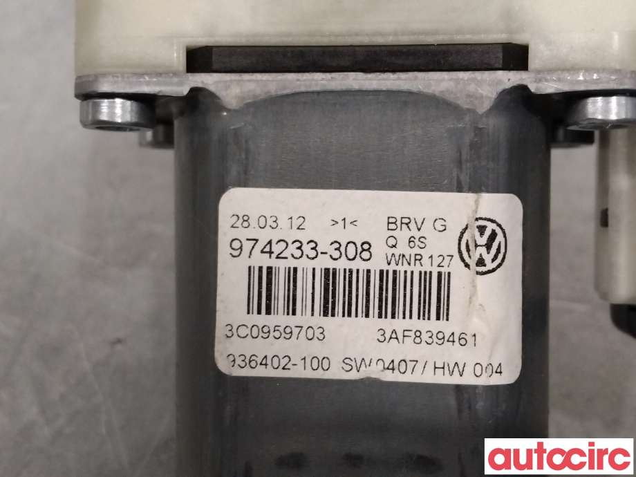 Ruteheis venstre bak til VW Passat 2011-2015 (B7) (B7) (VOLKSWAGEN|3C0959703|962619-100|3AA959703B)