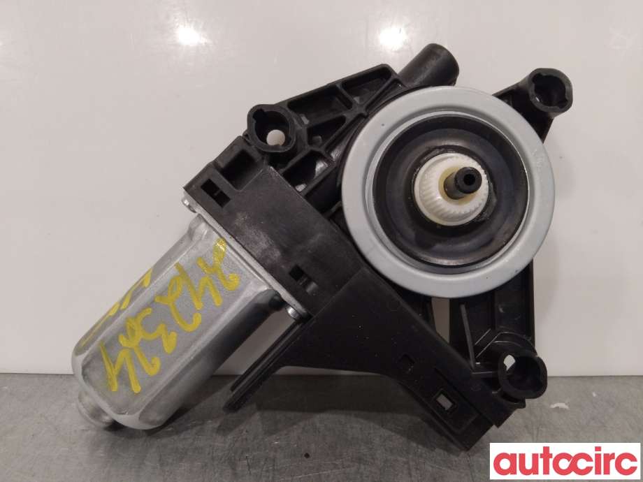 Ruteheis høyre foran til Volvo V40 2012-2019  (VOLVO|31253062|966269-103|)