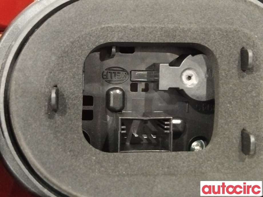 Baklykt venstre til VW Tiguan 2011-2016 (Type I, Fase 2)  (VOLKSWAGEN|5N0945095Q)