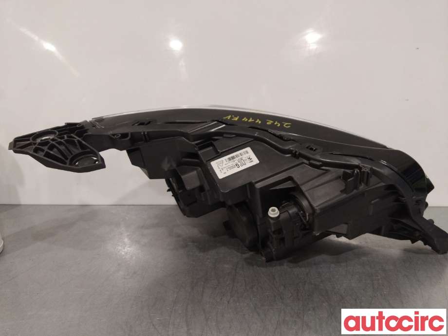 Frontlykt venstre halogen til Peugeot 208 2019-->> (Type II)  (PEUGEOT|9833036380|90200109)