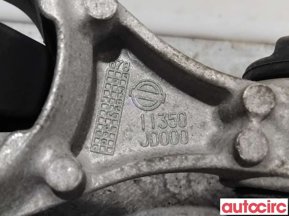 Motorfeste til Nissan Qashqai 2007-2010 (Type I, Fase 1)  (NISSAN|11350JD70A|11350JD000|11350JY00A)