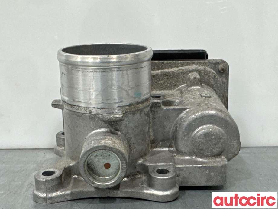 Spjeldhus til Toyota Auris 2013-2015 (Type II, Fase 1)  (TOYOTA|261000N030||26100-0N030)