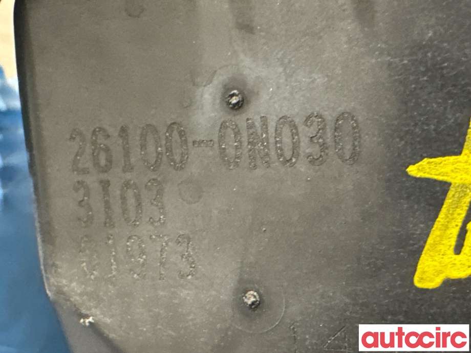 Spjeldhus til Toyota Auris 2013-2015 (Type II, Fase 1)  (TOYOTA|261000N030||26100-0N030)
