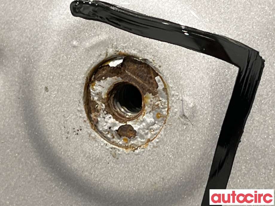 Bakluke combi til Toyota Verso 2009-2016 (Type III) (TOYOTA|670050F080)