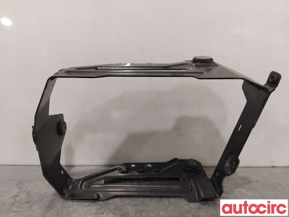 Diverse deler til BMW 5-Serie 2017-->> (G30/G31) (G30/G31) (BMW|12908601904||8601904)