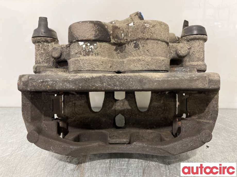 Bremsecaliper høyre foran til Mercedes Vito 2014-->> (W447) (W447) (MERCEDES|A4474200983||A4474207900)