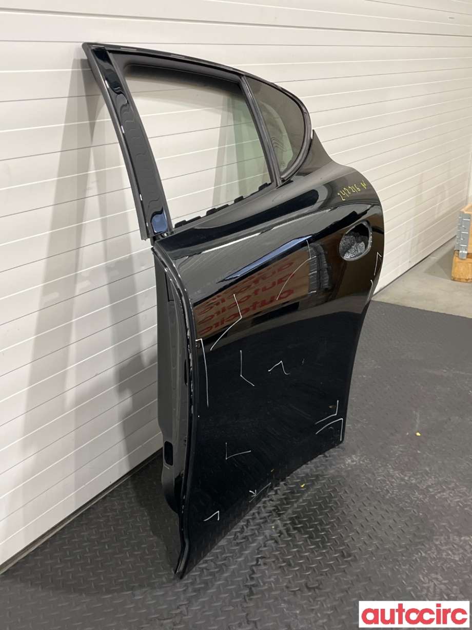 Dør venstre bak til Porsche Panamera 2009-2017 (Type I) (970) (970) (PORSCHE|97053201101|97053201100)