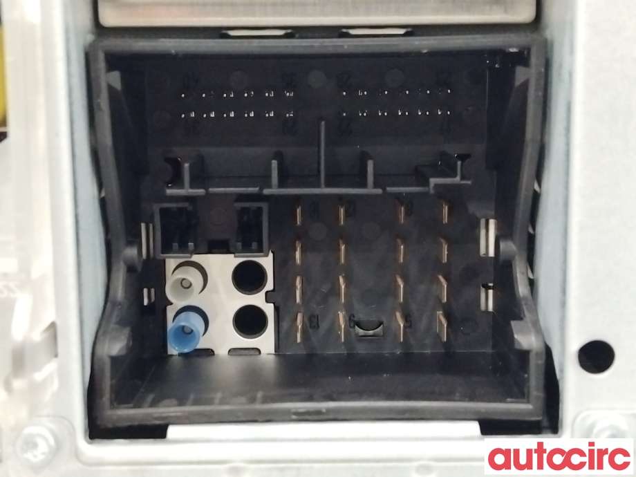 Multimedia display (MCU - Media Controller Unit) til Porsche Cayenne 2010-2017 (92A) (92A) (PORSCHE|958642970X|95864297000)