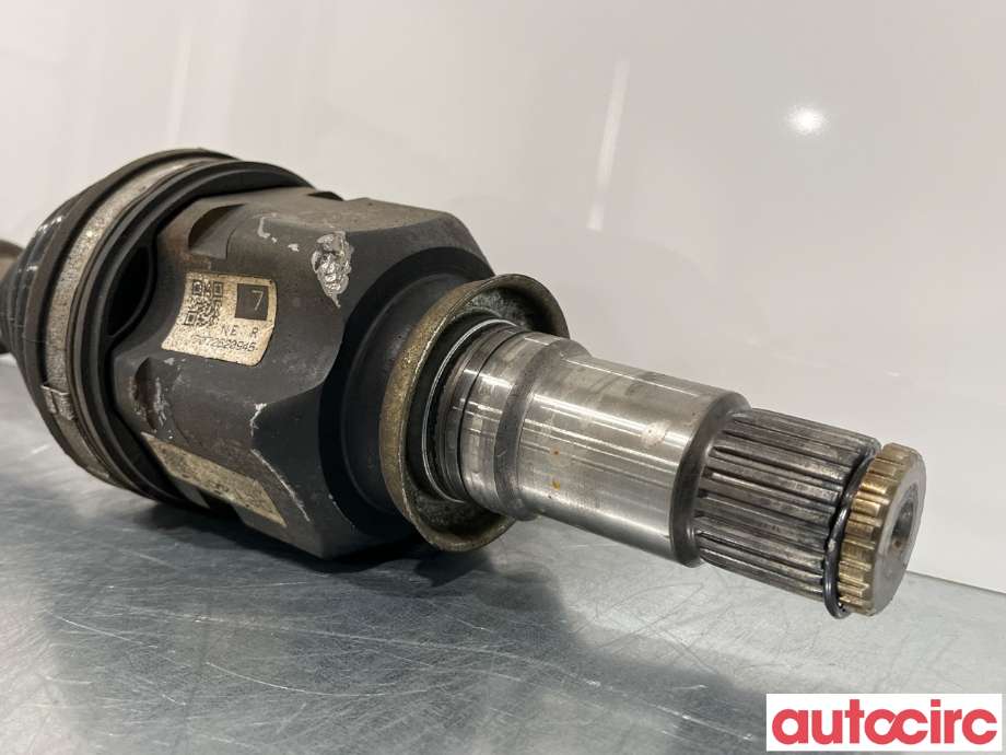 Drivaksel høyre foran til Peugeot 3008 2009-2016 (Type I) (PEUGEOT|3273QK|)