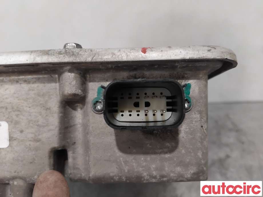 Diverse deler til Tesla Model S 2013-2016 (Fase 1) (TESLA|1028843-00-B|)
