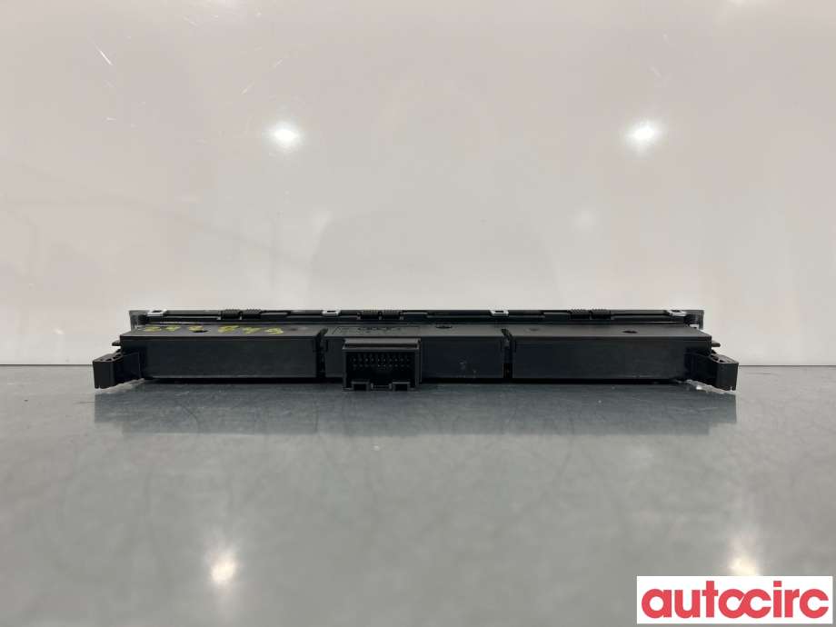 Bryter nødblink til Audi A3 2012-2016 (Type III, Fase 1)  (AUDI|8V0925301B)