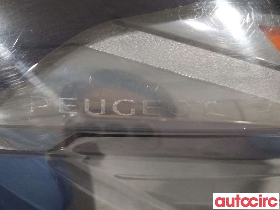 Baklykt venstre til Peugeot 208 2019-->> (Type II)  (PEUGEOT|9823216880|L90123124)