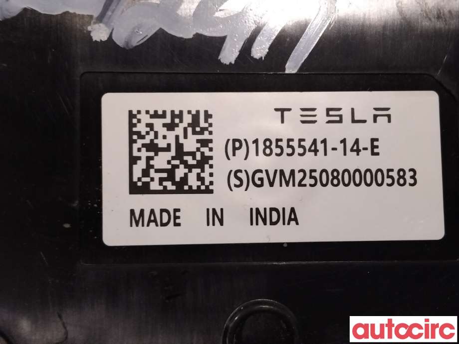 Diverse deler til Tesla Model Y 2021-2024 (Type I) (TESLA|1855541-00-F|GVM25080000583|1855541-14-E)
