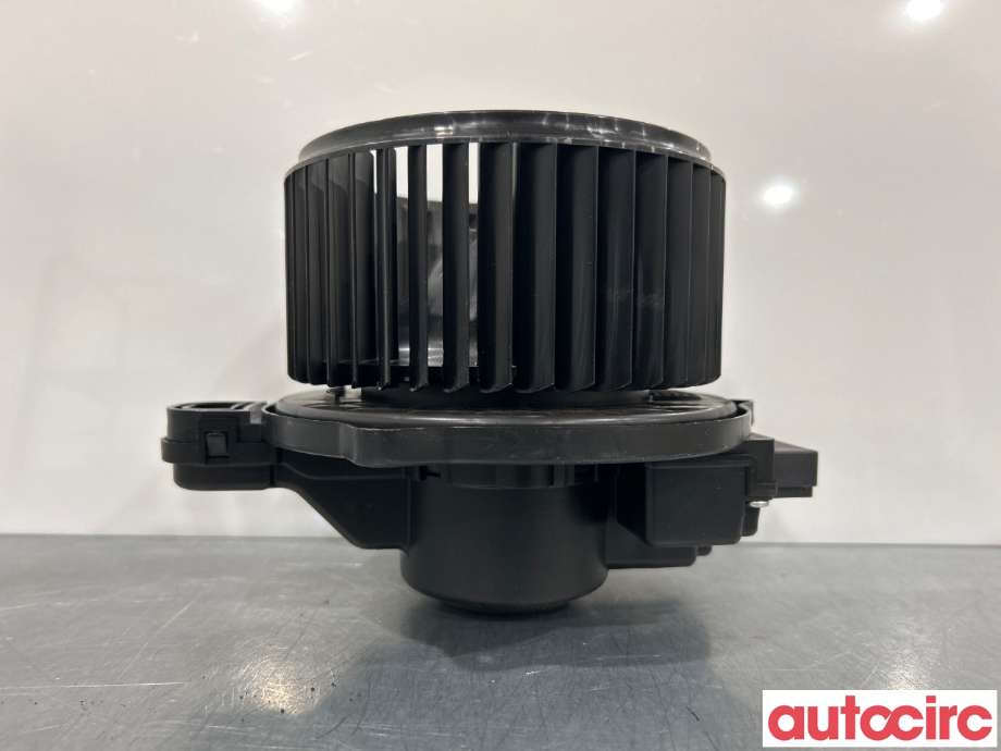 Varmeapparat motor til Kia e-Soul 2019-->> (Type III)  (KIA|97113J2000|)