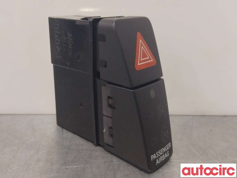 Bryter nødblink til Suzuki SX4 S-CROSS 2013-->> (Type II)  (SUZUKI|37430-55L20-5PK|)