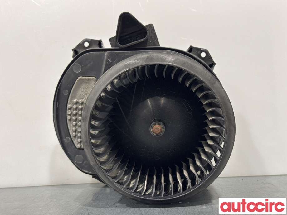 Varmeapparat motor til Mercedes A-Klasse, 2012-2018 (W176) (W176) (MERCEDES|A2469064200)
