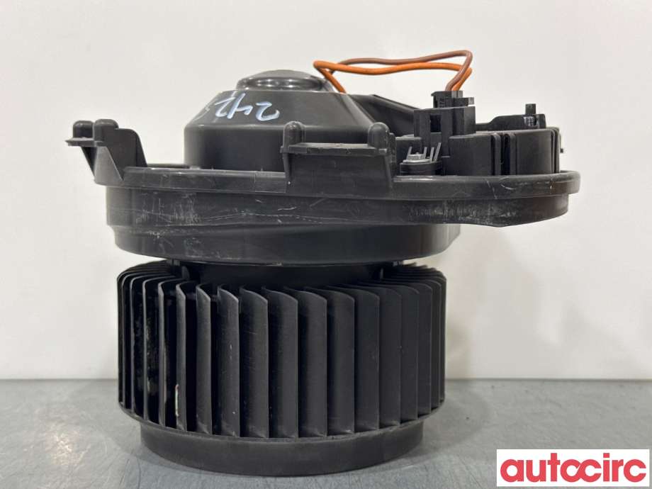 Varmeapparat motor til Mercedes A-Klasse 2012-2018 (W176) (W176) (MERCEDES|A2469064200|CZ116360-0754|A2469061601)