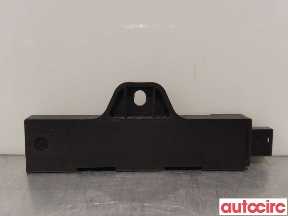 Antenne forsterker til BMW 5-Serie 2017-->> (G30/G31) (G30/G31) (BMW|65209220832)