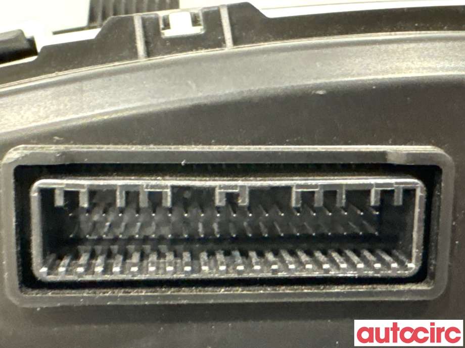 Instrumentpanel til Hyundai Kona 2017-2021 (Type I, Fase 1)  (HYUNDAI|94003K4030||94003-K4031)
