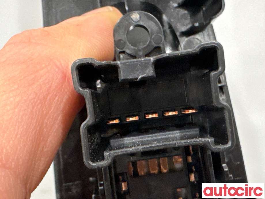 Bryter ruteheis til Nissan Leaf 2011-2017 (Type I)  (NISSAN|254111KL5A|)