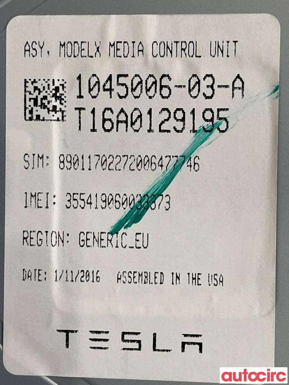 Instrument kjørecomputer til Tesla Model S 2016-2021 (Fase 2)  (TESLA|1084333-00-A||1045006-03-A)