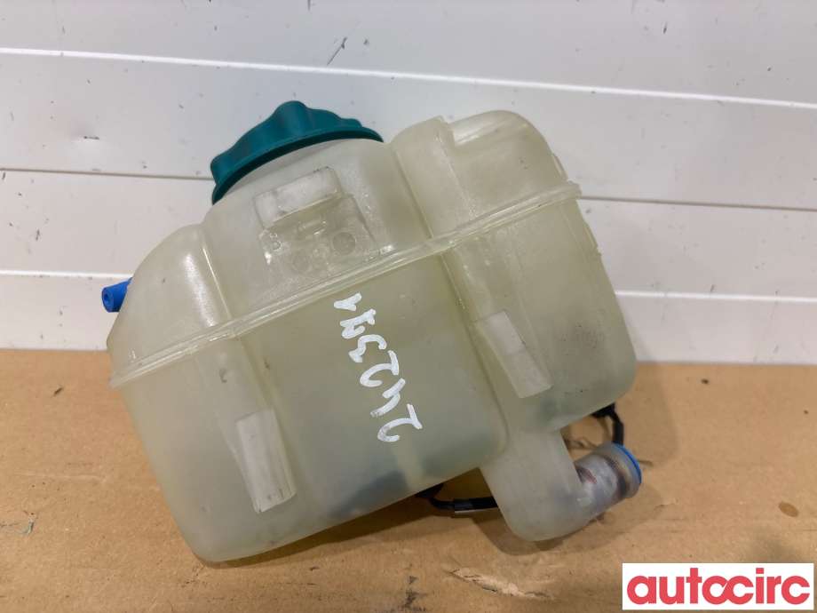 Ekspansjonstank til Volvo V70, 2005-2007 (Type II, Fase 2)  (VOLVO|30741973)