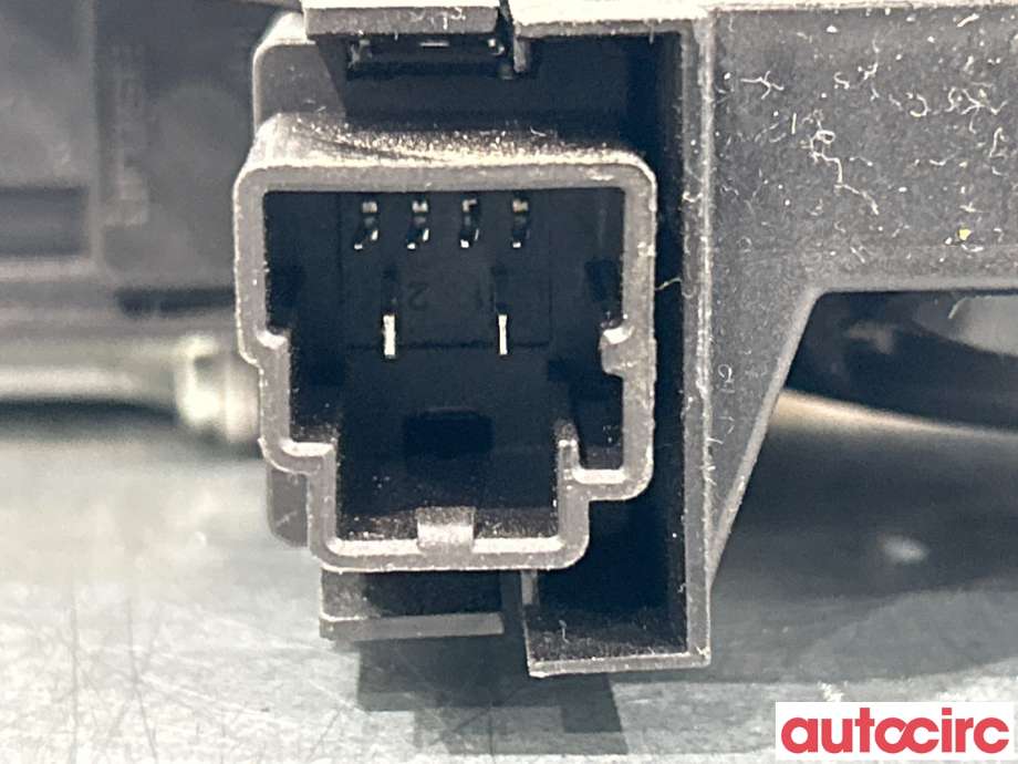Ruteheis venstre foran til Volvo XC70 2014-2016 (Type II, Fase 2) (VOLVO|30699645|970713-102|)