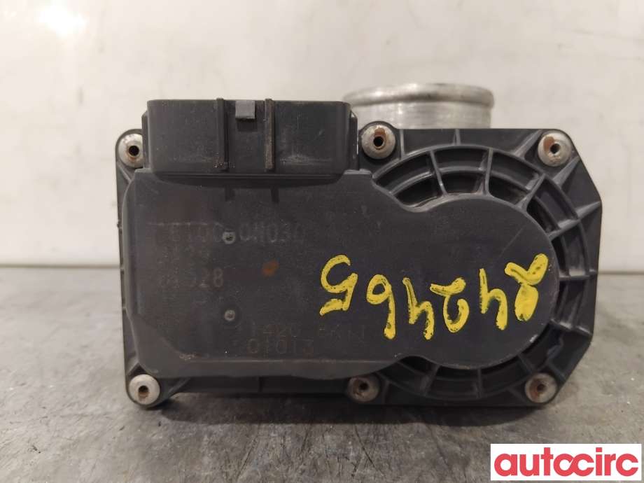 Spjeldhus til Toyota Urban Cruiser 2009-2014  (TOYOTA|261000N030||26100-0N030)