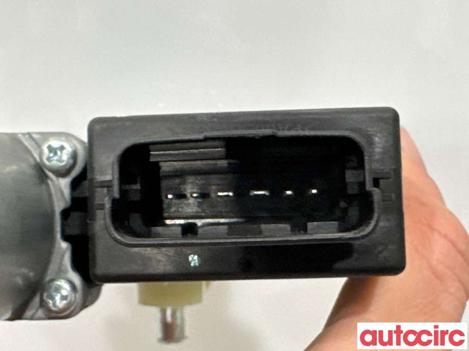 Ruteheis høyre bak til Kia Cee