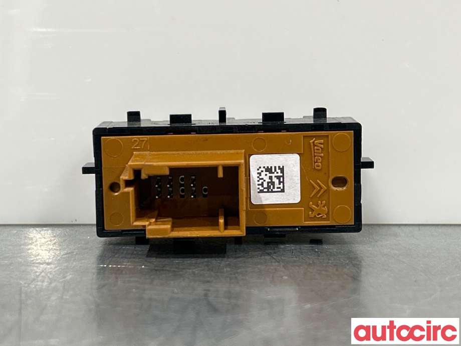 Bryter Antispinn til Toyota Proace 2016-->> (Type II)  (TOYOTA|SU001A5067|98088565ZD)