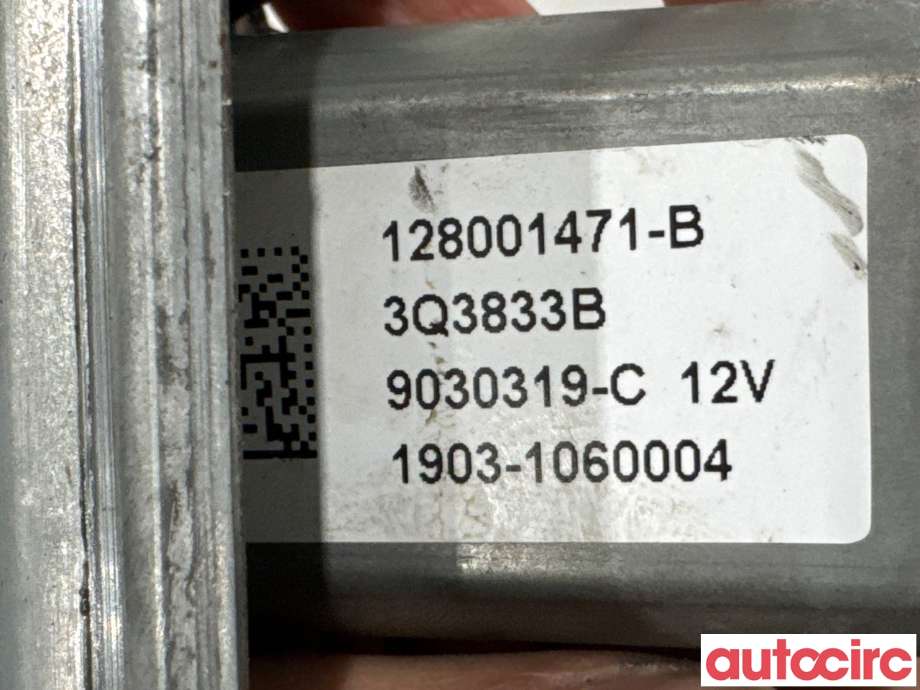 Ruteheis høyre foran til Opel Vivaro B 2014-2019  (OPEL|93867657||9030319-C)