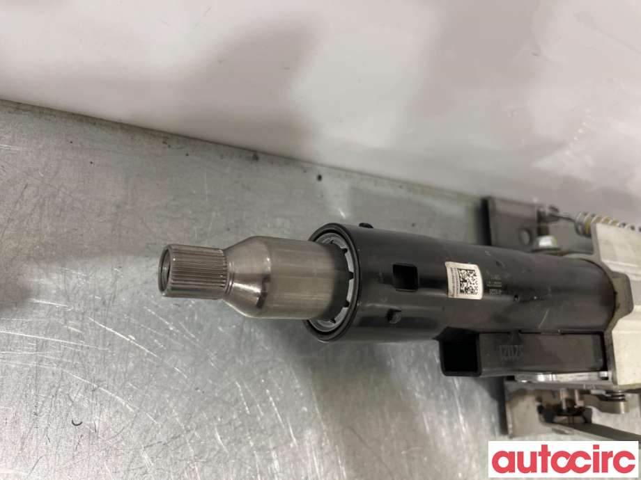 Rattaksel til Volvo XC40 2018-2024  (VOLVO|32269253|8889198000|32269250)