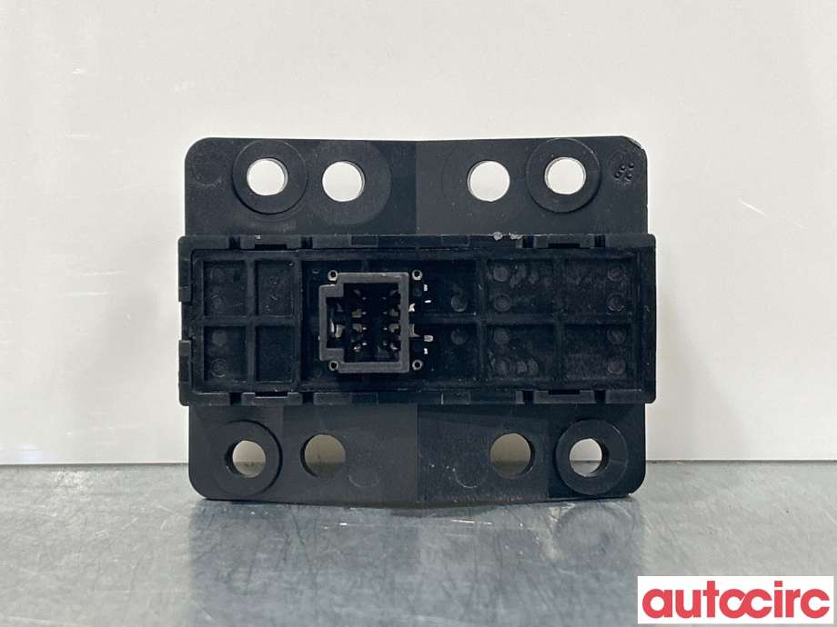 Bryter diverse til Nissan Qashqai 2014-2021 (Type II)  (NISSAN|252734BA0A|)