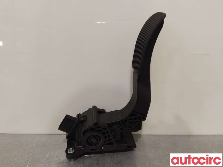 Pedal gass til Mercedes Vito 2014-->> (W447) (W447) (MERCEDES|A9073010200)