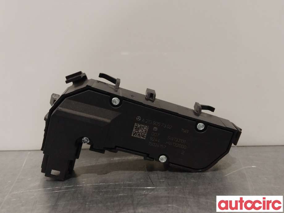 Bryter setevarme til Mercedes Vito 2014-->> (W447) (W447) (MERCEDES|A2139057302)