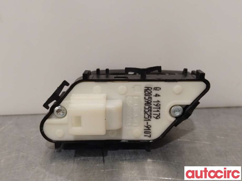 Bryter diverse til Mercedes Vito 2014-->> (W447) (W447) (MERCEDES|A2059055251)