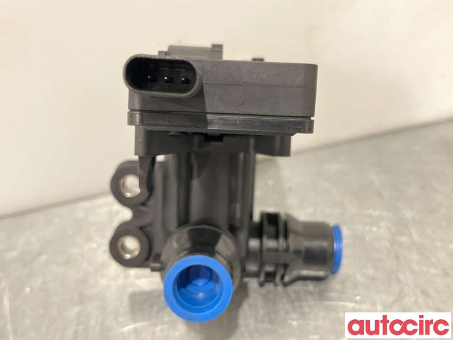 Diverse deler til Volvo XC40 2018-2024 (VOLVO|32339142|)