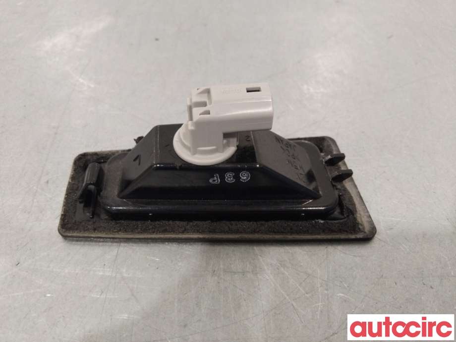 Skiltlys til Mazda CX-3 2015-2022  (MAZDA|B45A512L0B)