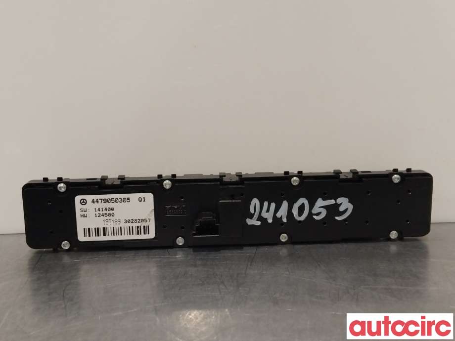Bryter nødblink til Mercedes Vito 2014-->> (W447) (W447) (MERCEDES|A4479050305)
