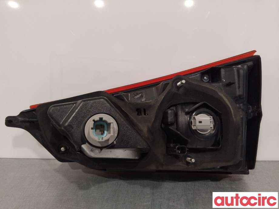 Baklykt venstre indre til Nissan Qashqai 2014-2021 (Type II)  (NISSAN|265554EA5C|265554EA5E)
