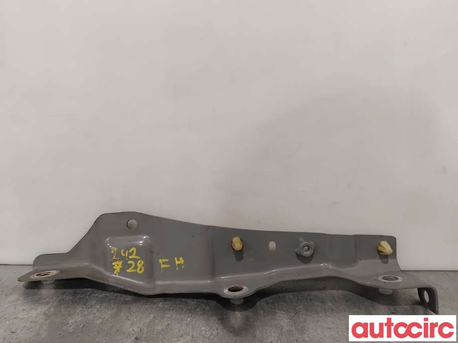 Diverse deler til Renault Clio, 2012-2016 (Type IV, Fase 1) (RENAULT|641340096R)