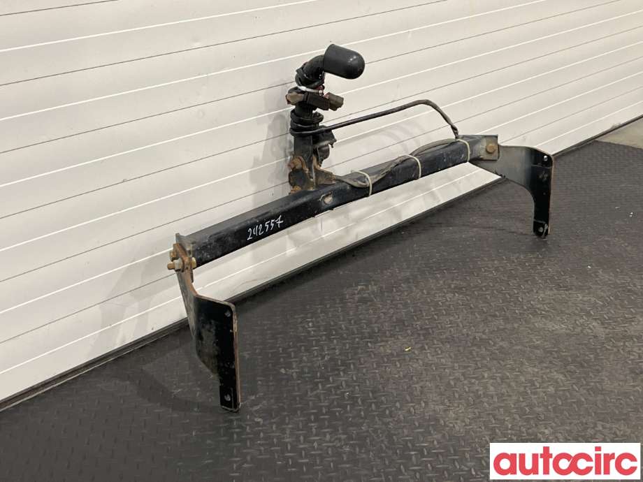 Hengerfeste til Nissan Qashqai 2014-2021 (Type II)  (NISSAN|NO NR|5690|KE500-4E520)