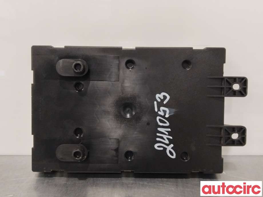 Styreenhet diverse til Mercedes Vito 2014-->> (W447) (W447) (MERCEDES|A4479009509)