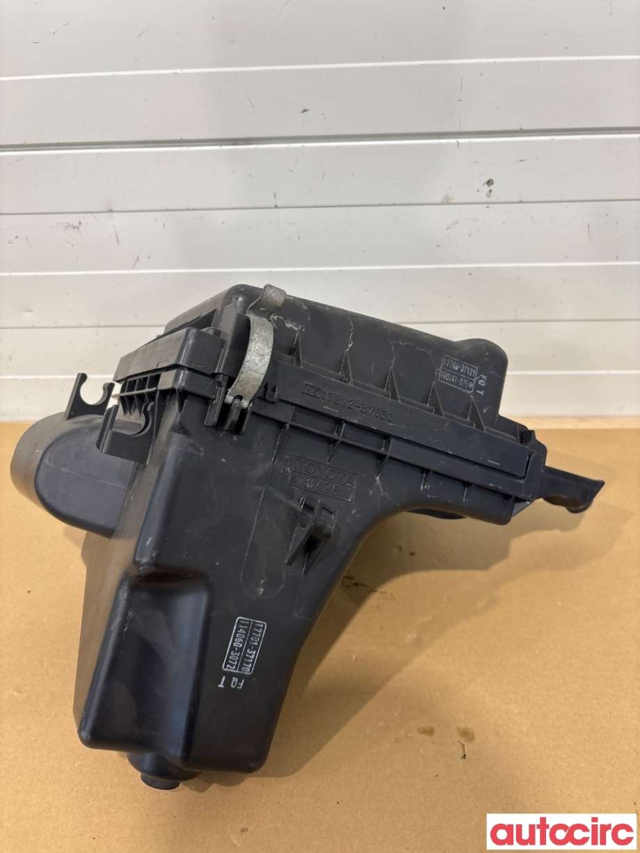 Luftfilterboks til Toyota Prius +7 2012-2020 (Type III) (stasjonsvogn) (stasjonsvogn) (TOYOTA|1770037252|17812-37030)