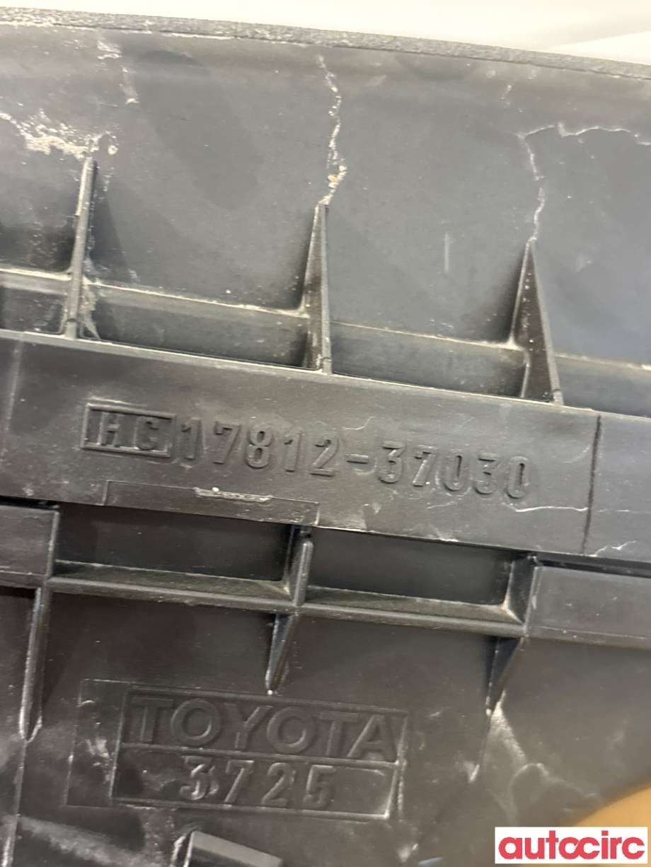 Luftfilterboks til Toyota Prius +7 2012-2020 (Type III) (stasjonsvogn) (stasjonsvogn) (TOYOTA|1770037252|17812-37030)