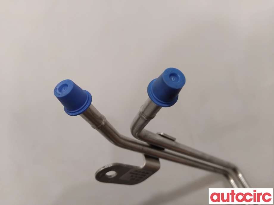 Diverse deler til Audi A4 2015-2019 (Type V, Fase 1) (B9) (B9) (AUDI|04E121497N||04E122157AC)