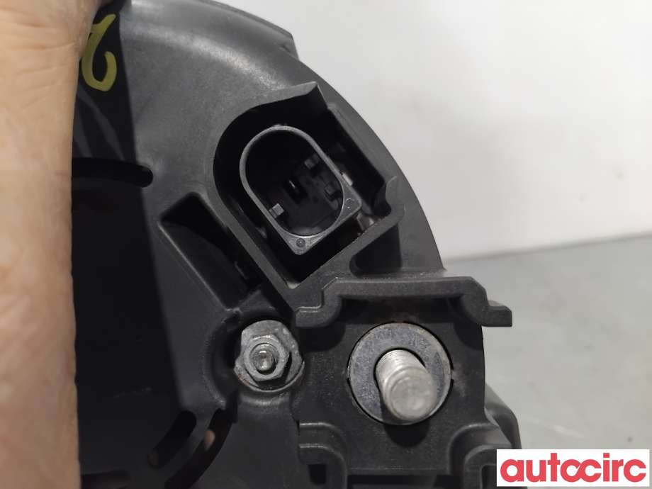 Dynamo til Audi A4 2015-2019 (Type V, Fase 1) (B9) (B9) (AUDI|04E903024MX|104211-8702|04E903024N)