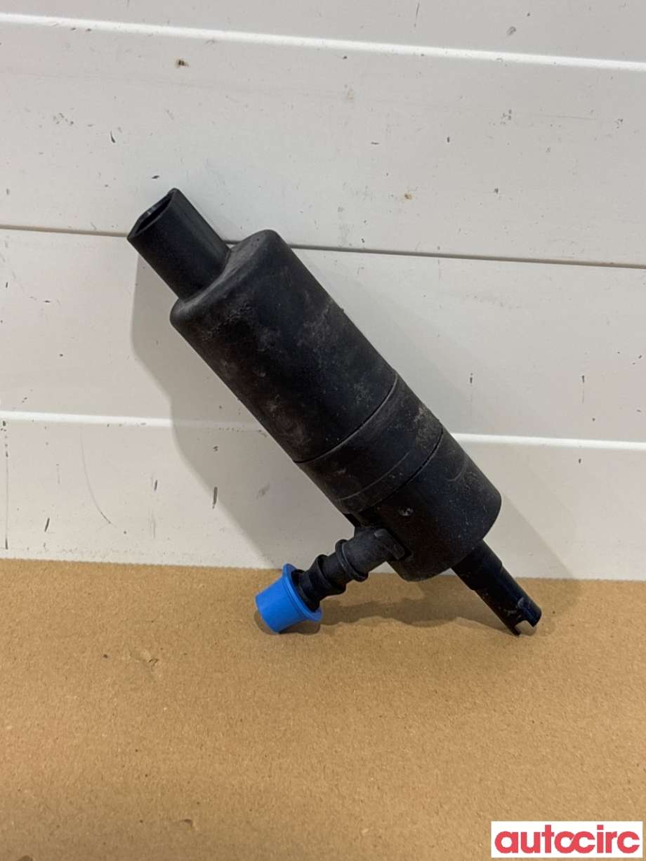 Spylerpumpe til Mercedes CLA 2013-2019 (C117) (C117) (MERCEDES|A2048690021|)